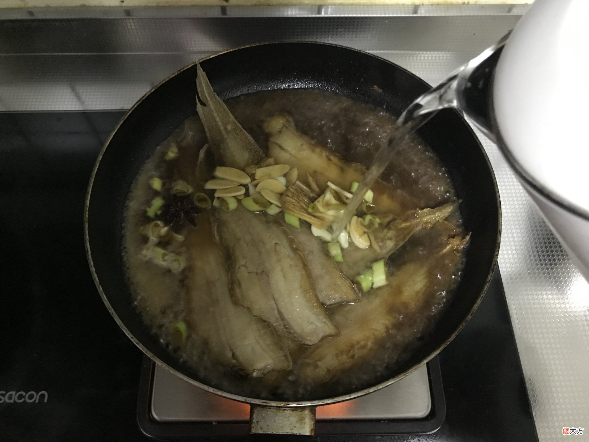 常玩手机电脑要多吃 用手机玩电脑游戏