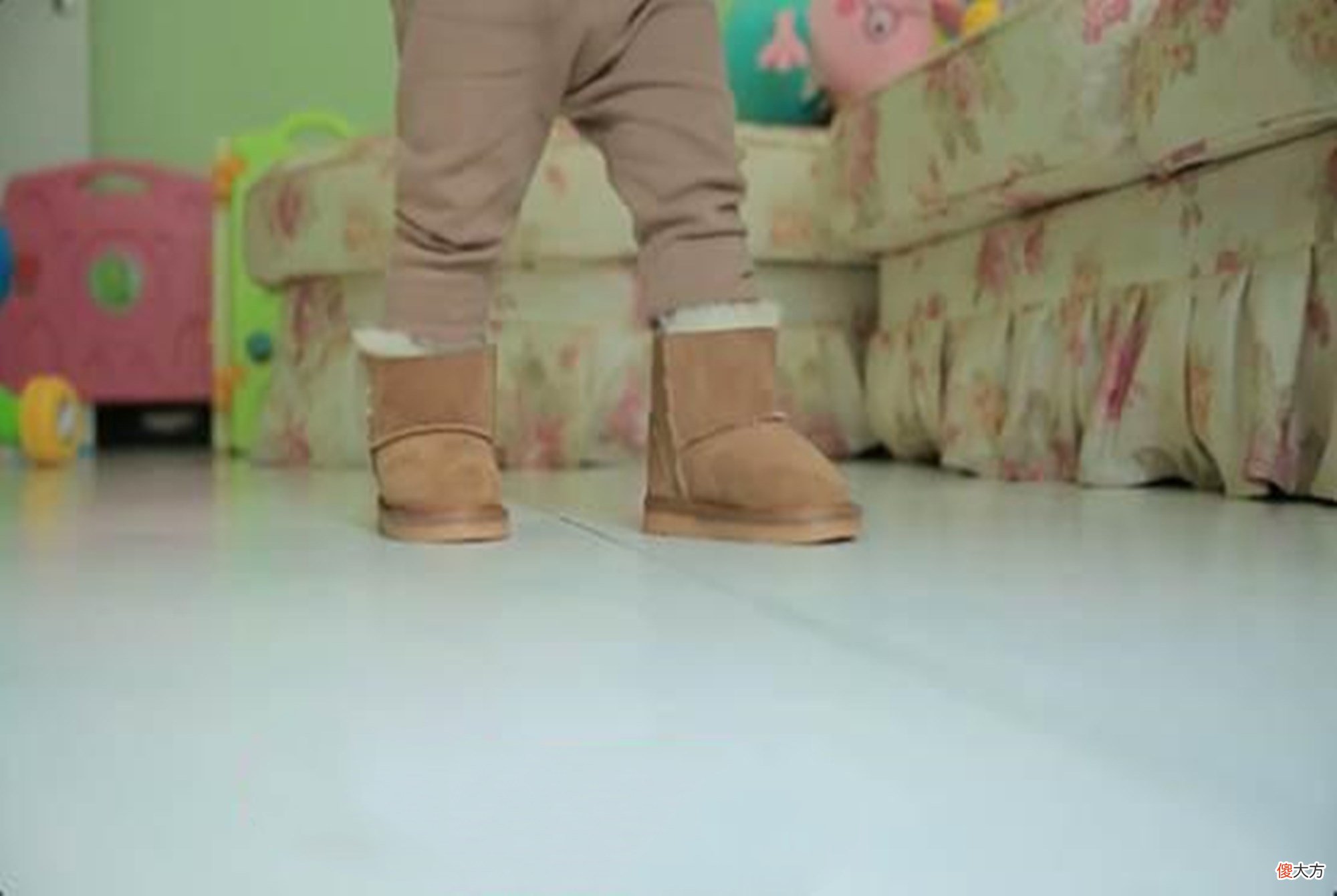 给孩子买鞋选多大号合适 给孩子买多大的鞋合适