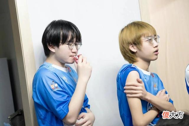 【游戏迷】狼队4-0GK，Fly创2项个人纪录！“狼星”总决赛交手3次，狼队全胜