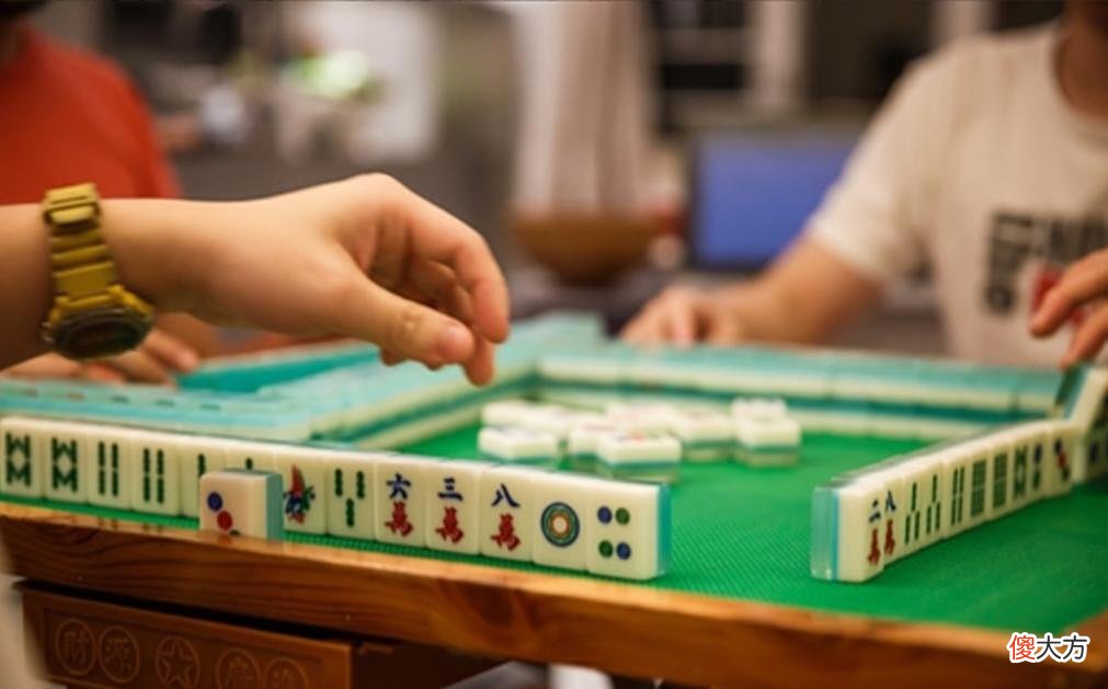 【游戏世界】背熟这4个麻将技巧口诀，提升打麻将水平不是问题