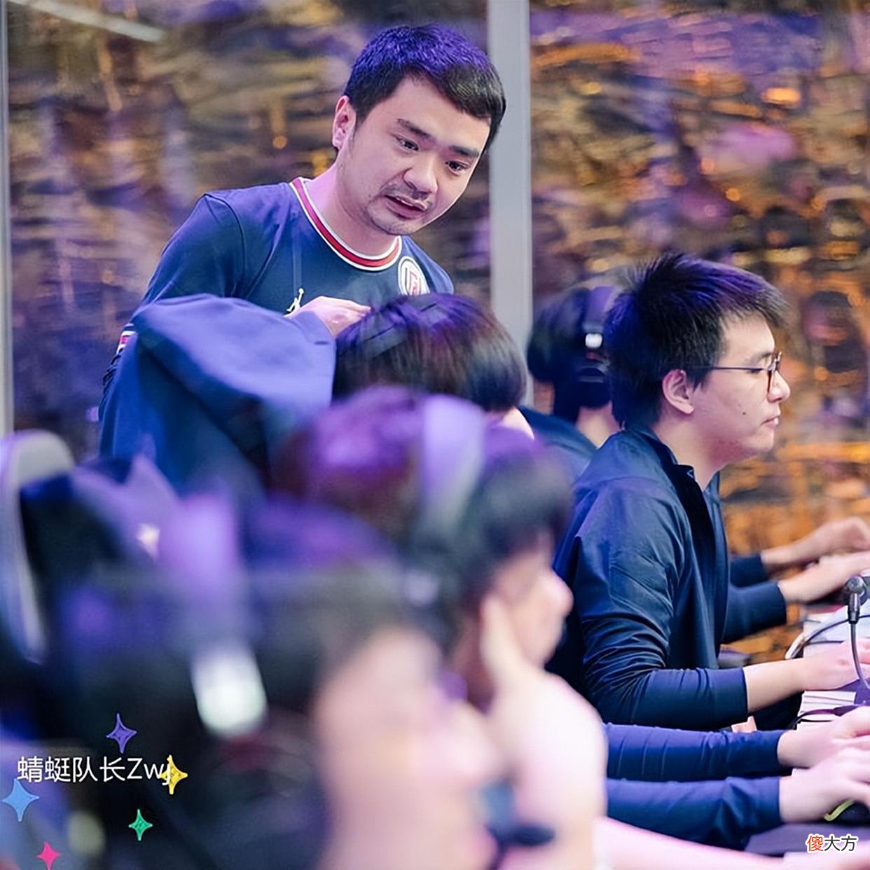 【游戏迷】Dota2-一落千丈！盘点那些突然就口碑崩塌的选手，其中不乏TI冠军