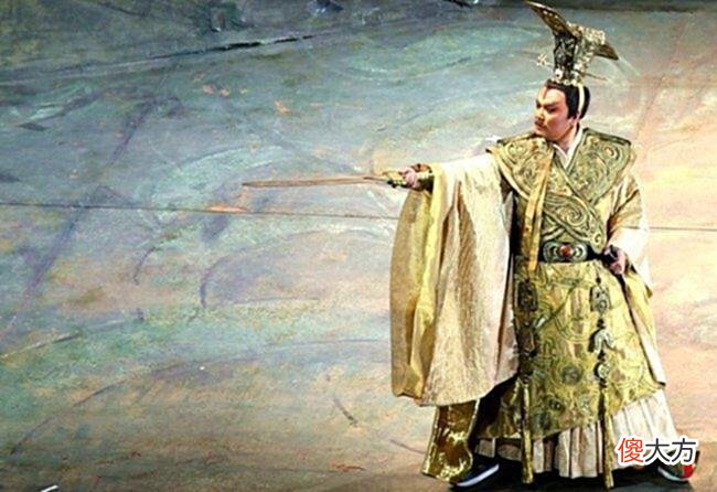 【爱历史】百步穿杨的养由基教楚庄王练习射箭有妙招:只瞄准一片树叶