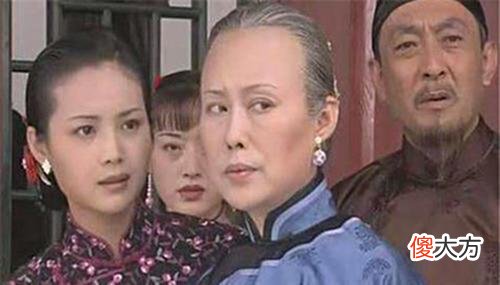 【爱历史】《大宅门》二奶奶历史原型：主持家务27年，奇女子挽救家族命运！