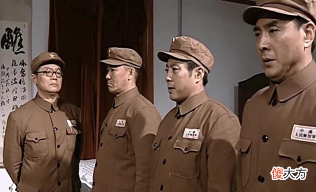 【爱历史】李云龙的军衔真的评低了吗? 为什么晋西北铁三角都不满意少将衔