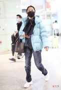 62岁的倪萍也爱扮嫩 62岁倪萍怎么啦