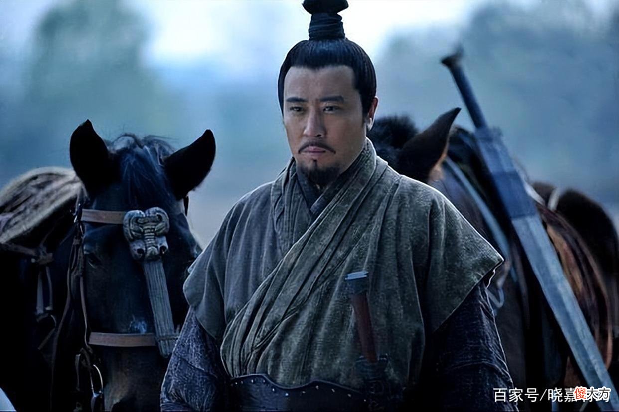 【爱历史】刘备关羽张飞三兄弟，做的后悔一件事，就是成为董卓的救命恩人