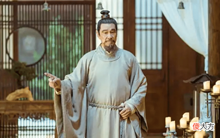 【历史故事】皇帝上联: 灯明月明大明一统, 无人敢对, 一神童秒对出下联