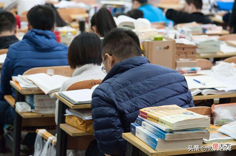 适合专科生考研的四所大学 哪些大学可以专科生考研