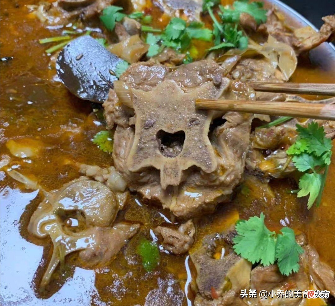 教你认识猪身不同部位的骨头 猪身上各部位的骨头