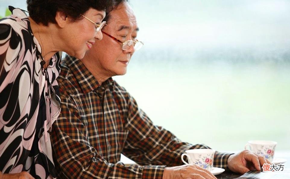 夫妻为什么是叫两口子 啥子叫两口子