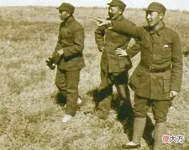【历史故事】许世友对自己军衔不满, 周总理听完牢骚, 提到这位将军他终于服了