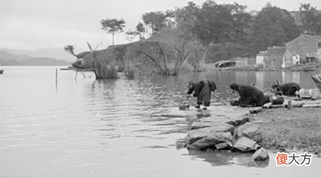 【历史故事】珍贵老照片：民国大地主的幸福生活；再看旧西藏农奴悲惨生活！