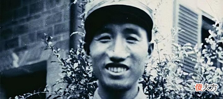 【历史故事】最年轻的军级干部, 19岁跟许世友平级, 20岁成为许的上司