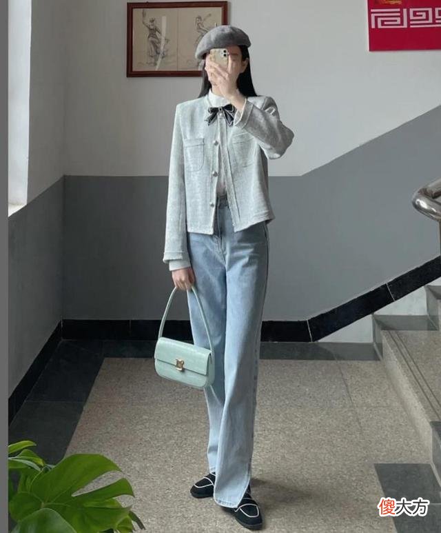 【时尚一点】这位副科老师的穿搭好美！温柔大方还不失亲和，跟着她穿准没错