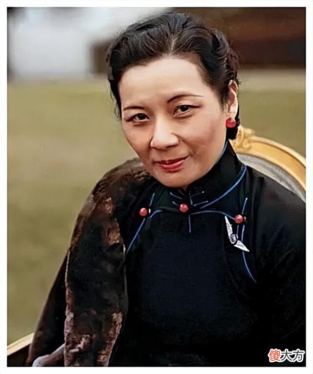 【历史故事】蒋经国抓了杜月笙儿子，杜月笙火了：孔祥熙家囤积物资，你查不查