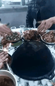 据说惯用左脑思考的人看到的是顺时针旋转 顺时针逆时针旋转图左脑右脑