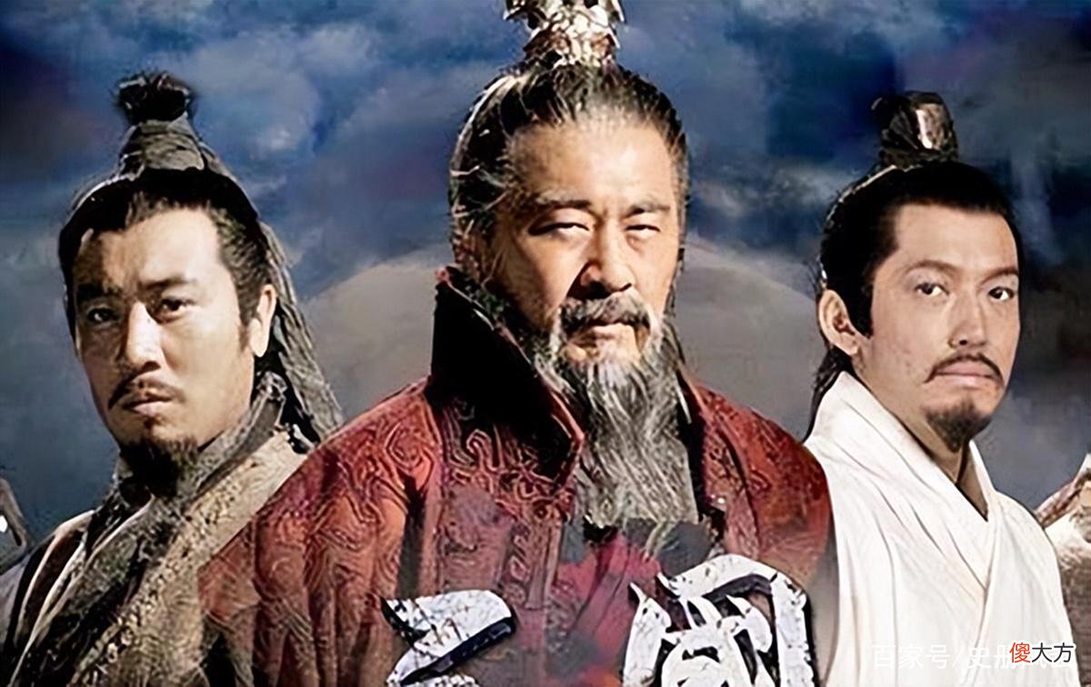 【爱历史】《三国》中,十大谋士排名,诸葛亮为何仅排第6,前5名都是谁?