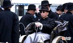 【爱历史】杜月笙遗言丧事从简，为何要用最好的棺木？背后原因令人心酸