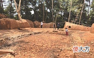【爱历史】浙江发现一座“馒头”墓，距今3000多年，出土文物十分罕见