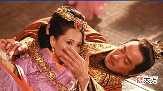 【历史故事】好人寡妻的曹操,没想到死后自己的女人也被人强占了,太悲剧了