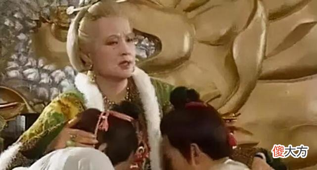 【爱历史】武则天和吕雉掌权后都有男宠，为什么慈禧却没有？原因令人心疼！