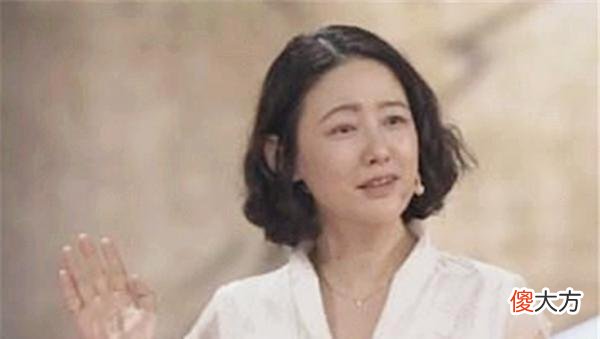 【历史故事】女子拿齐白石画鉴宝，专家说是赝品，女子大笑：你知道我的身份吗