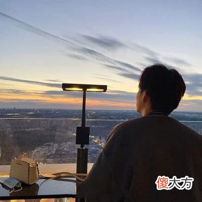 2022很有气势的背影男头超酷| 2022很有气势的背影男头超酷