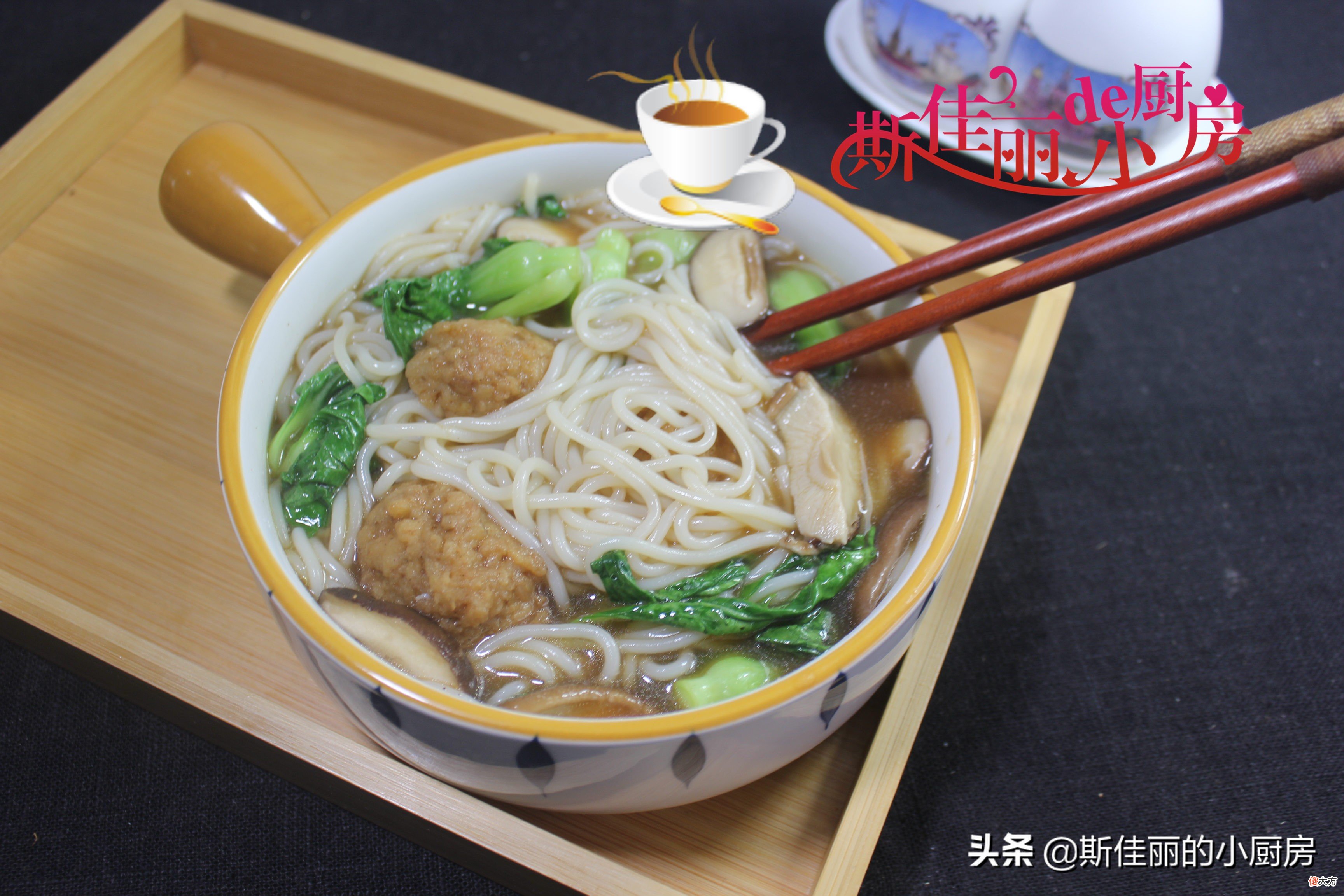 早起五分钟做好的早餐，简单营养又美味，五块煮一锅全家吃个精光