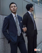【时尚一点】男士正装的穿搭与西装礼仪