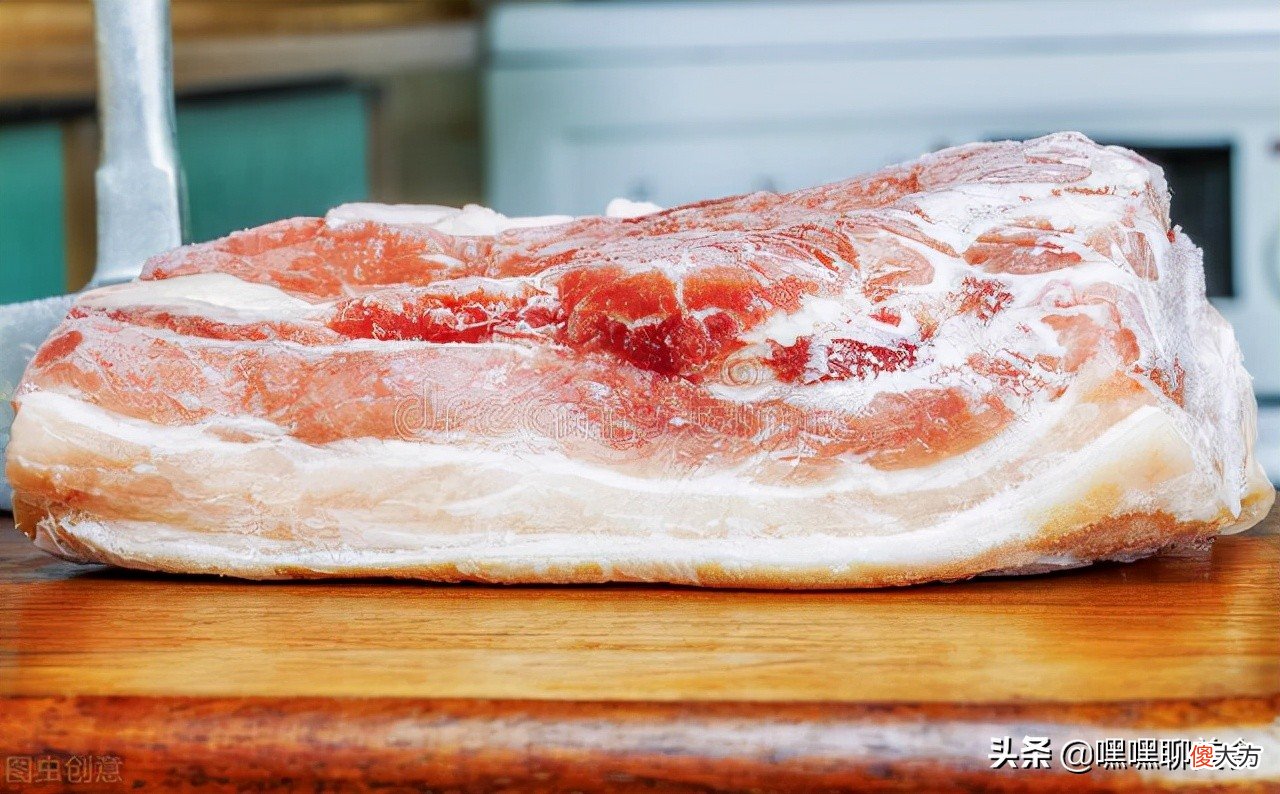 冰箱冷冻猪肉能保存多长时间 放在冰箱里的冷冻猪肉保质期多久