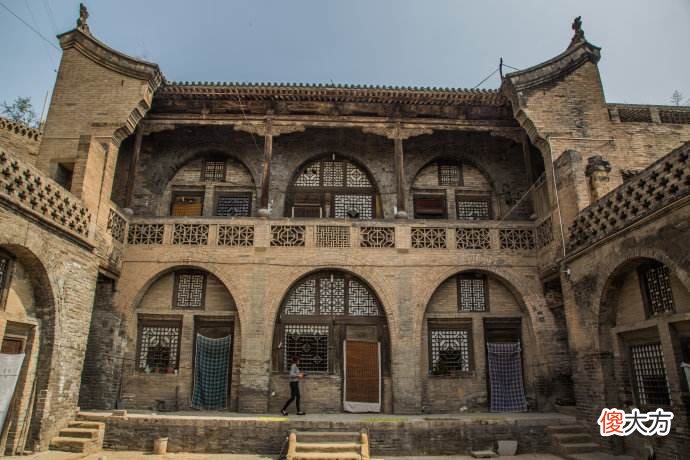 今天的存在亦是历史,跟着影迹,走进一九四二里的山西