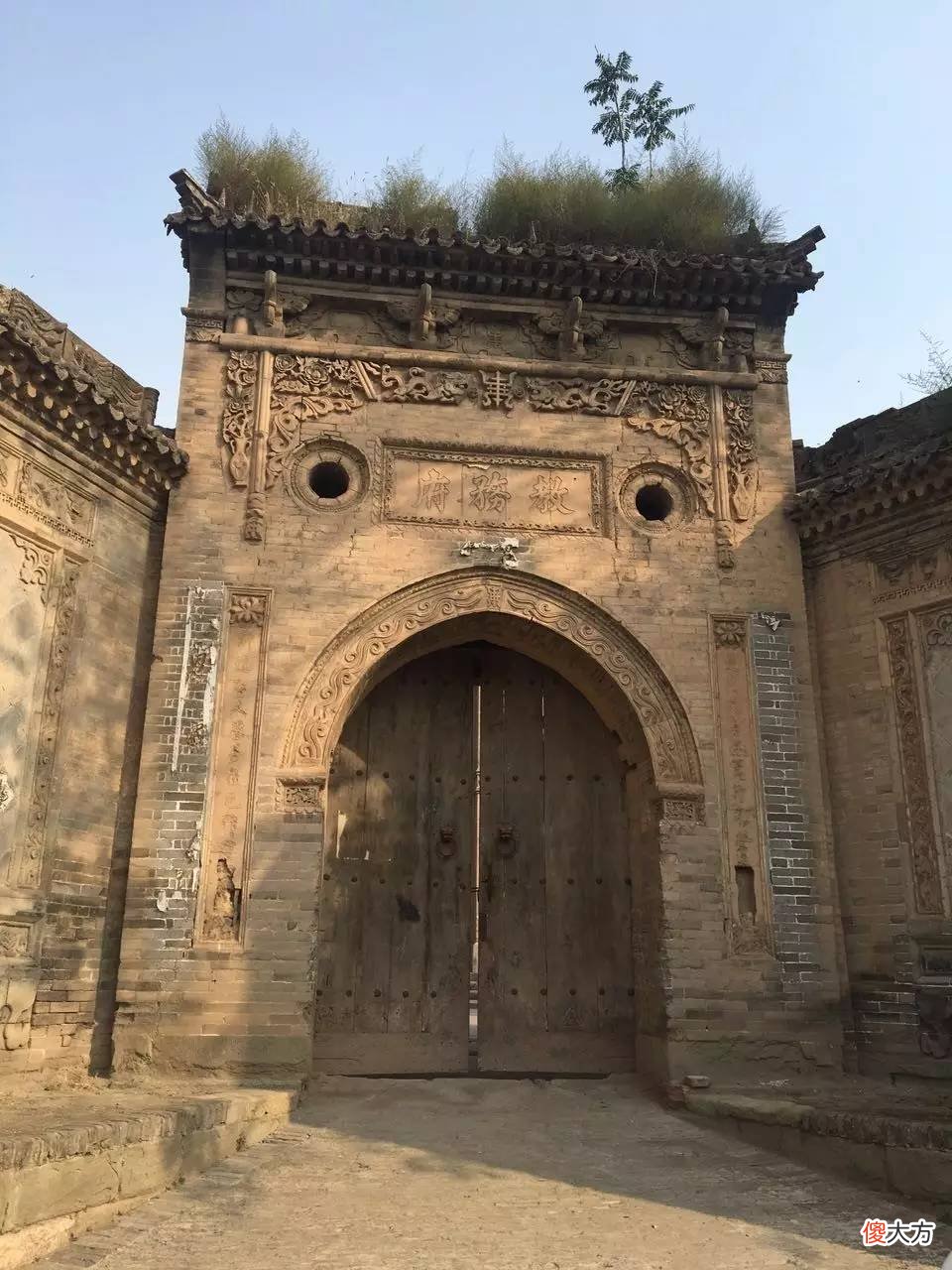 今天的存在亦是历史,跟着影迹,走进一九四二里的山西