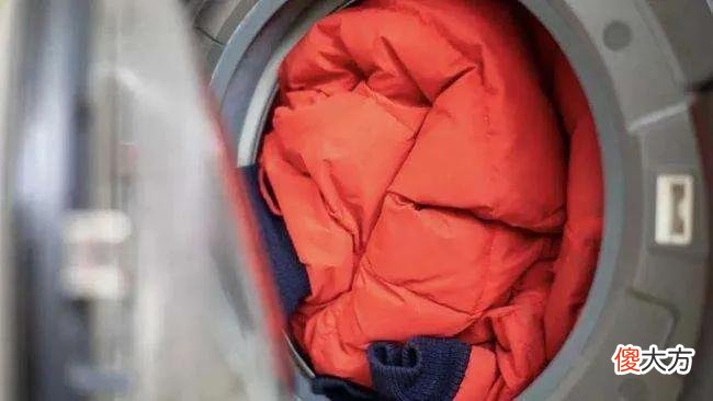 洗衣机洗羽绒服会爆炸 羽绒服在洗衣机洗会爆炸