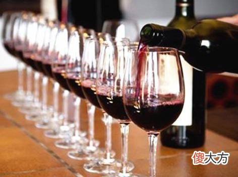 葡萄酒冷藏以后好喝吗 葡萄酒与海鲜可以吃吗