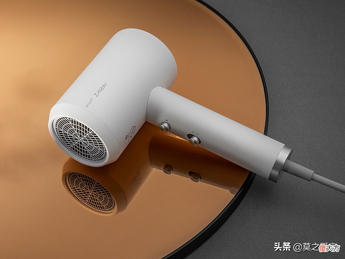 pvc胶粘剂怎么脱胶 pvc快速胶粘剂怎么去除