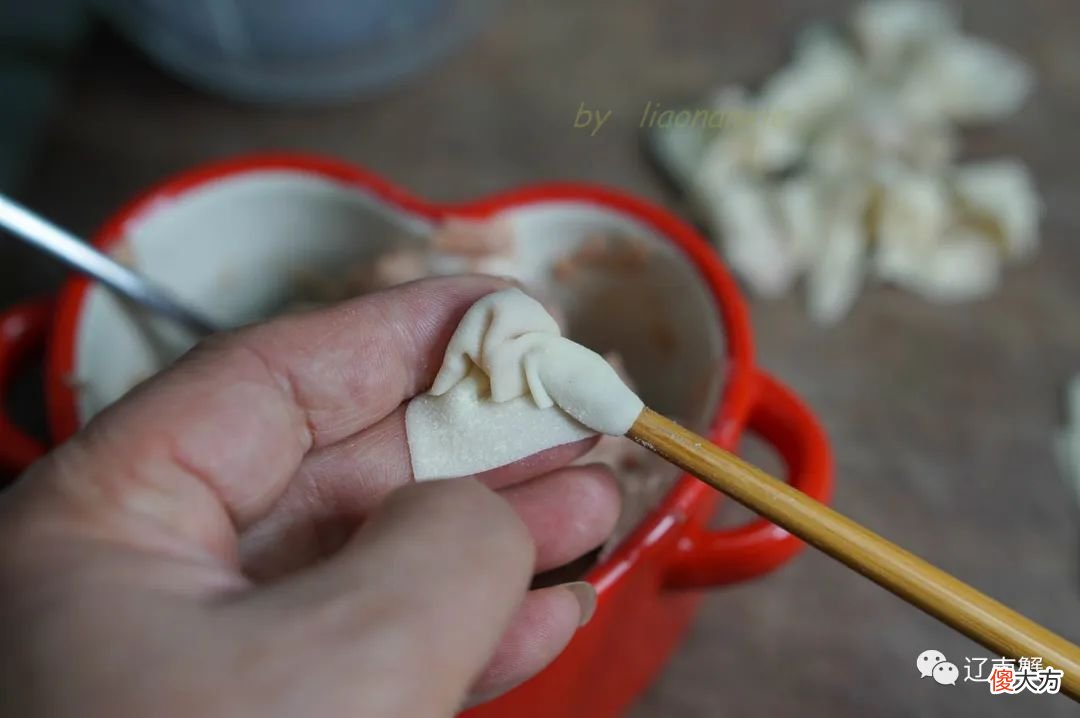 五一假期，给小孙女做辅食，迷你小馄饨一口一个，太好吃了