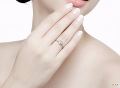 订婚戒指戴哪个手指 订婚戒指戴哪个手指头