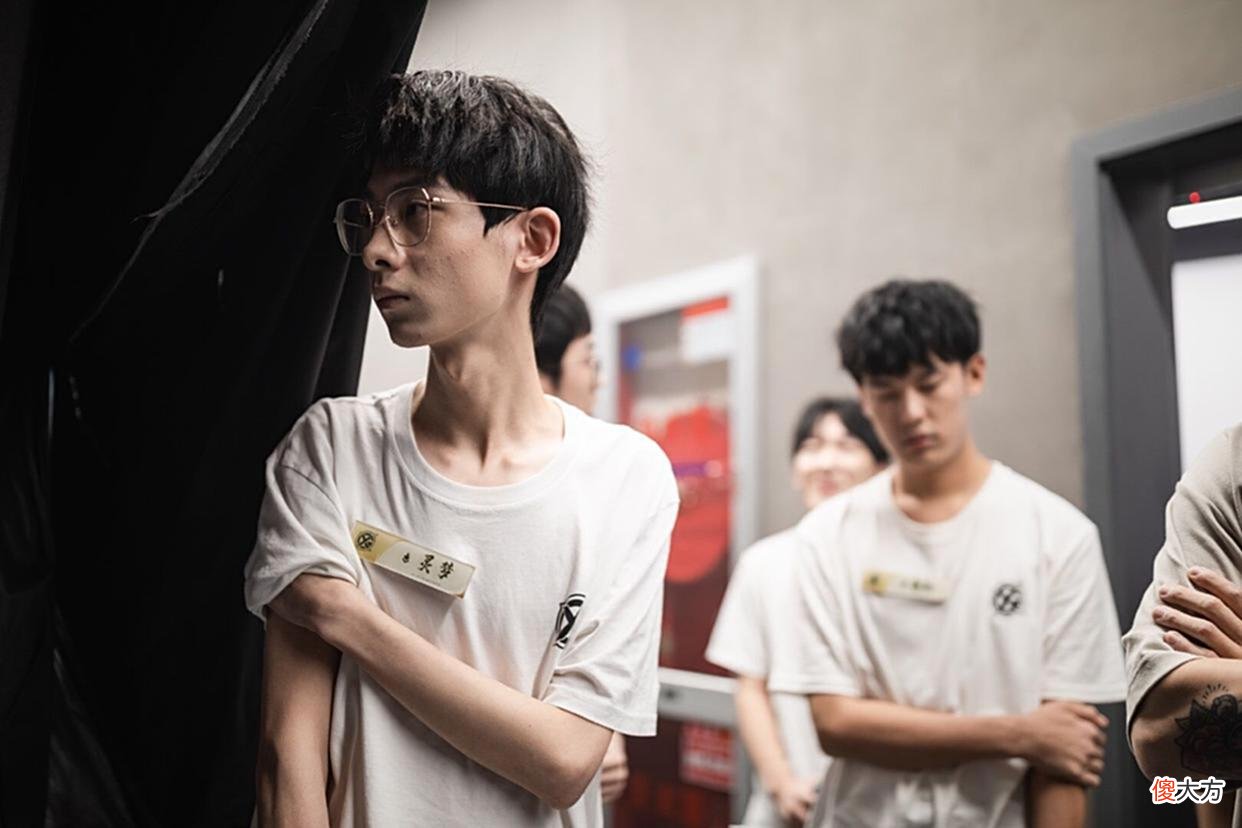 【游戏迷】狼队零封GK晋级总决赛,黎洛用BP告诉XYG,限制住百兽就能赢比赛