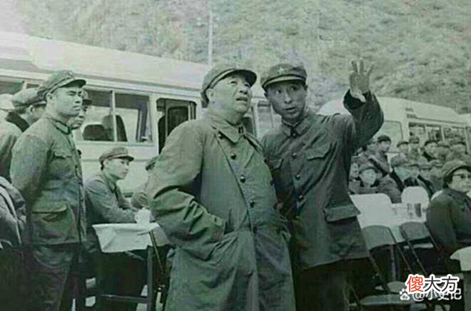 【爱历史】这位中将与陈老总性格相投，老总曾想让他干外交，他以为在开玩笑