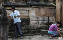 【历史故事】清朝已经灭亡100多年了，清皇陵为何还有人守墓，谁发放工资？
