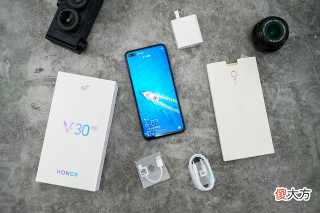 比4G手机还便宜 现在性价比高的4g手机