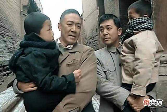 【爱历史】用历史的眼光从信里找答案：赵刚李云龙辞世丁伟失踪，孔捷为何安然无恙？
