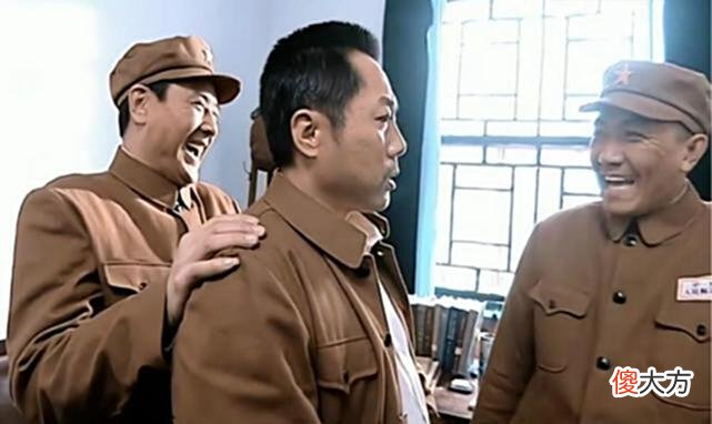 【爱历史】用历史的眼光从信里找答案：赵刚李云龙辞世丁伟失踪，孔捷为何安然无恙？