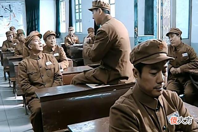 【爱历史】用历史的眼光从信里找答案：赵刚李云龙辞世丁伟失踪，孔捷为何安然无恙？