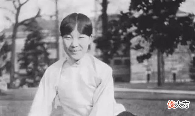 【历史故事】清纯才女林徽因人设崩塌，她真正的样子：嗜酒如命、烟不离手