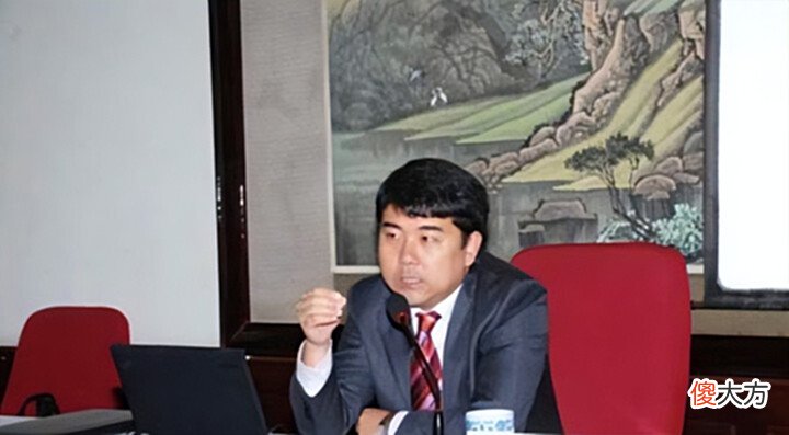 【爱历史】重庆的“色院长”落马记,拥有20多个情人,自称:招人喜欢没办法啊