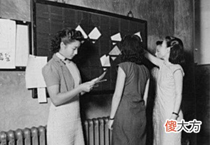 【历史故事】罕见民国老照片：年轻时的蒋介石一脸正气，图4女子穿旗袍很美！