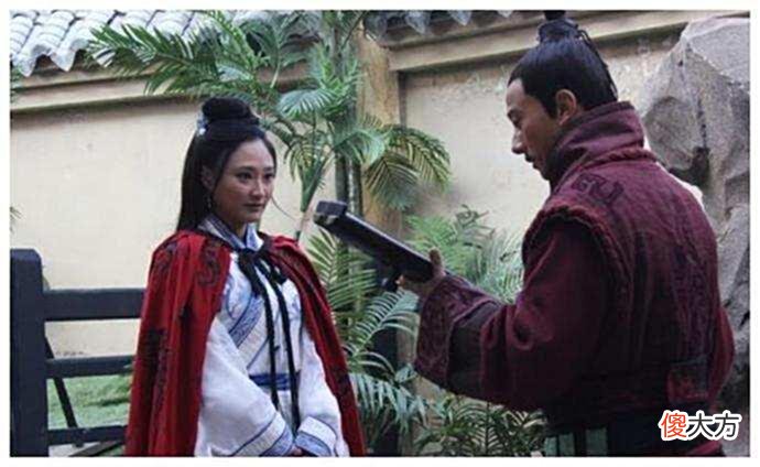 【历史故事】好人妻的曹操，为啥唯独对蔡文姬不同，还亲自为她挑选如意郎君