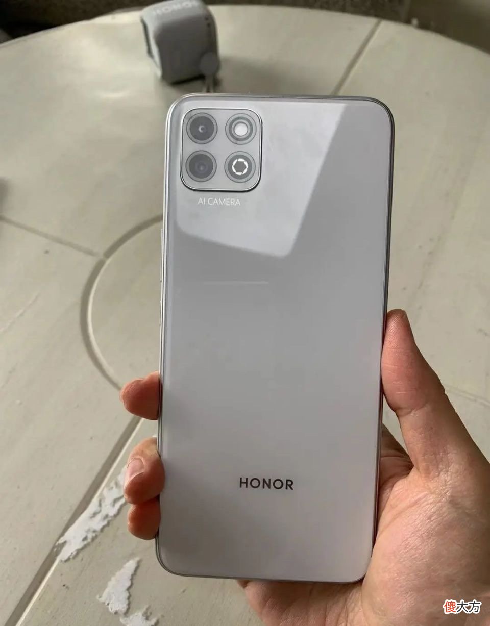 百元适合直播与接单的三款备用手机 直播效果好的千元手机