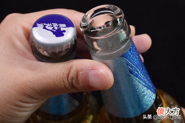 喝了20年啤酒才明白，用手就能拧开啤酒瓶盖，方法一看就能学会